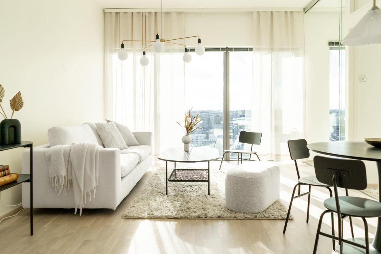 Redi Loisto 17th Floor Magnificent Sea View